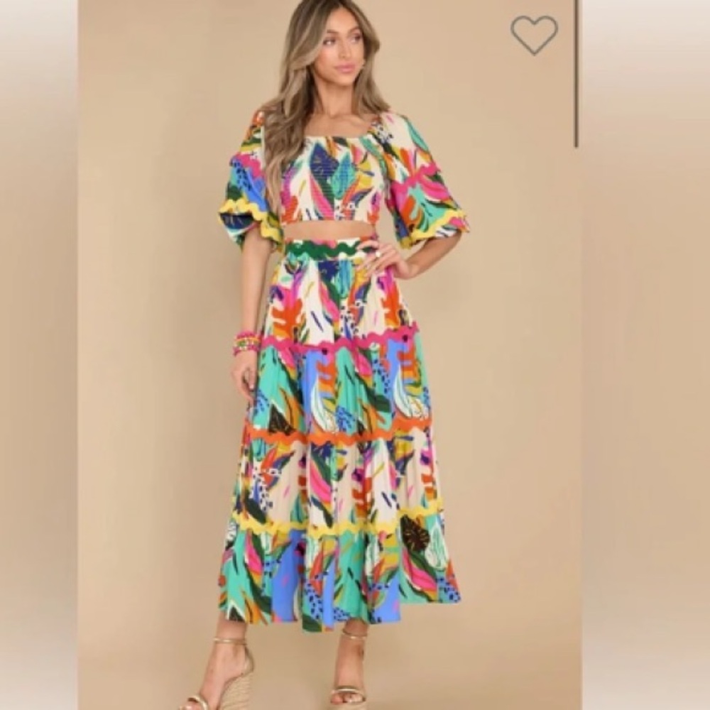 Palms Away Bright Tropical Print Tiered Midi Skirt with Grosgrain Ribbon XS